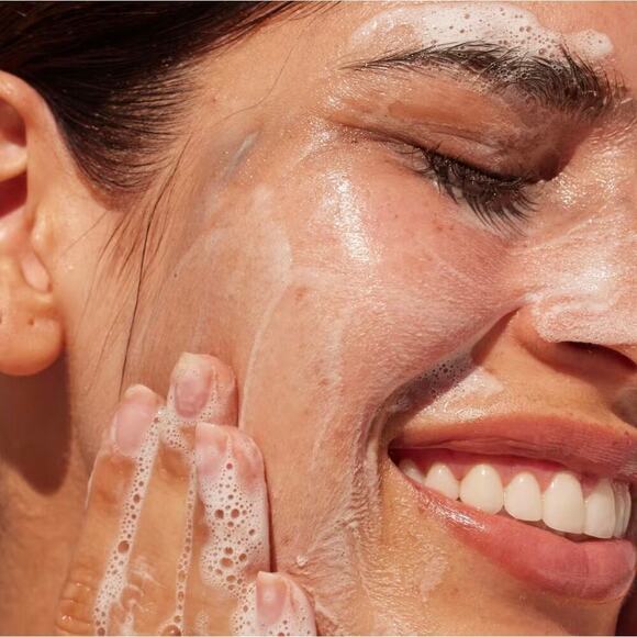 Kopari Marine Clean Purifying Gel Cleanser - Picture 5 of 8